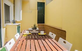 Blife Olaya Private Rooms